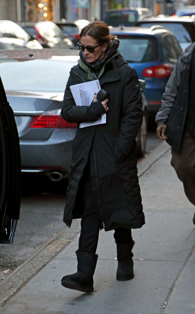 Julia Roberts - Filming 'Money Monster' in NYC