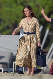Julia Stiles - On set of 'Riviera' at a beach in St Tropez