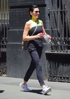 Julianna Marguiles in Tights Heading to the Gym in New York