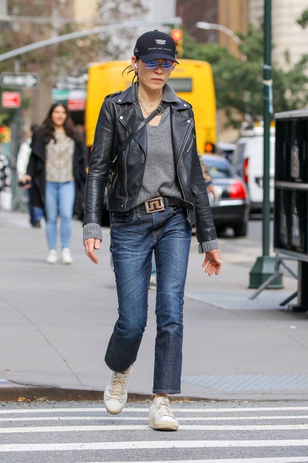 Julianna Margulies - Out for a walk in New York