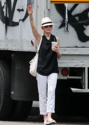 Julianna Margulies - Out in New York