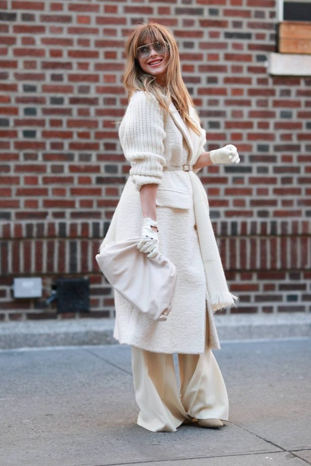 Julianne Hough - Seen wearing Gabriella Hearst in New York