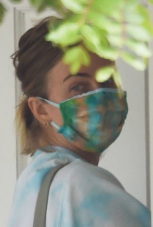 Julianne Hough - Spotted while visiting her mother in Los Angeles