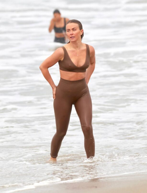 Julianne Hough - Wet in Sports Bra And Leggings at Venice Beach