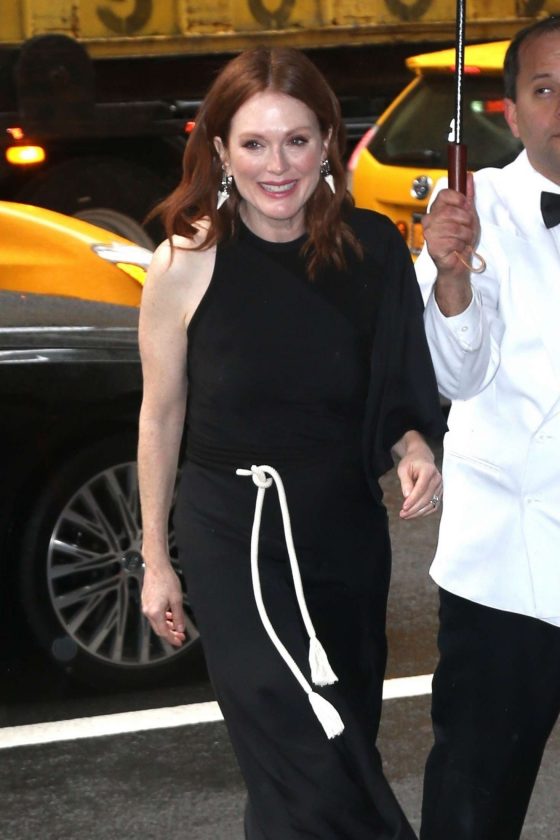 Julianne Moore - Arrives at 2019 Variety's Power of Women in NYC