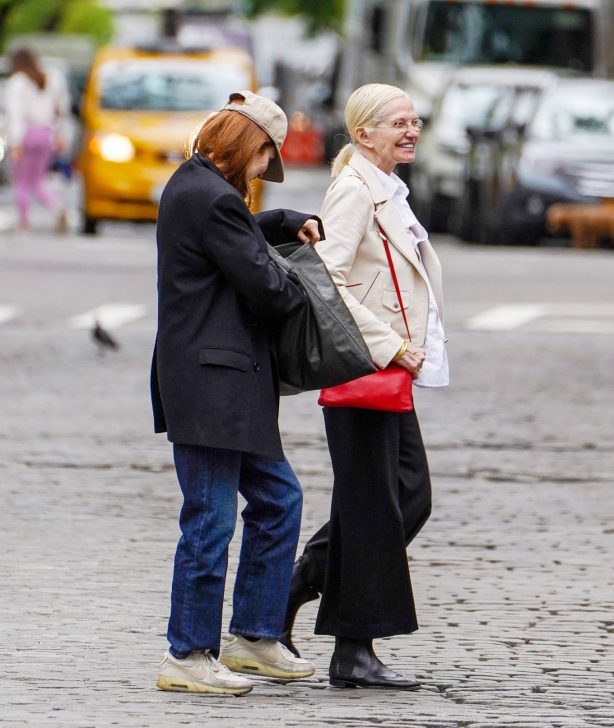 Julianne Moore - With Ellen Barkin on a stroll in New York