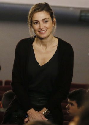 Julie Gayet - 13rd edition 'Festival des 6 Trouilles' in France