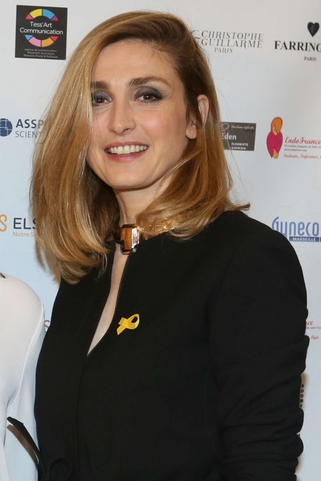 Julie Gayet - 'Endofrance' Charity Gala Photocall in Paris