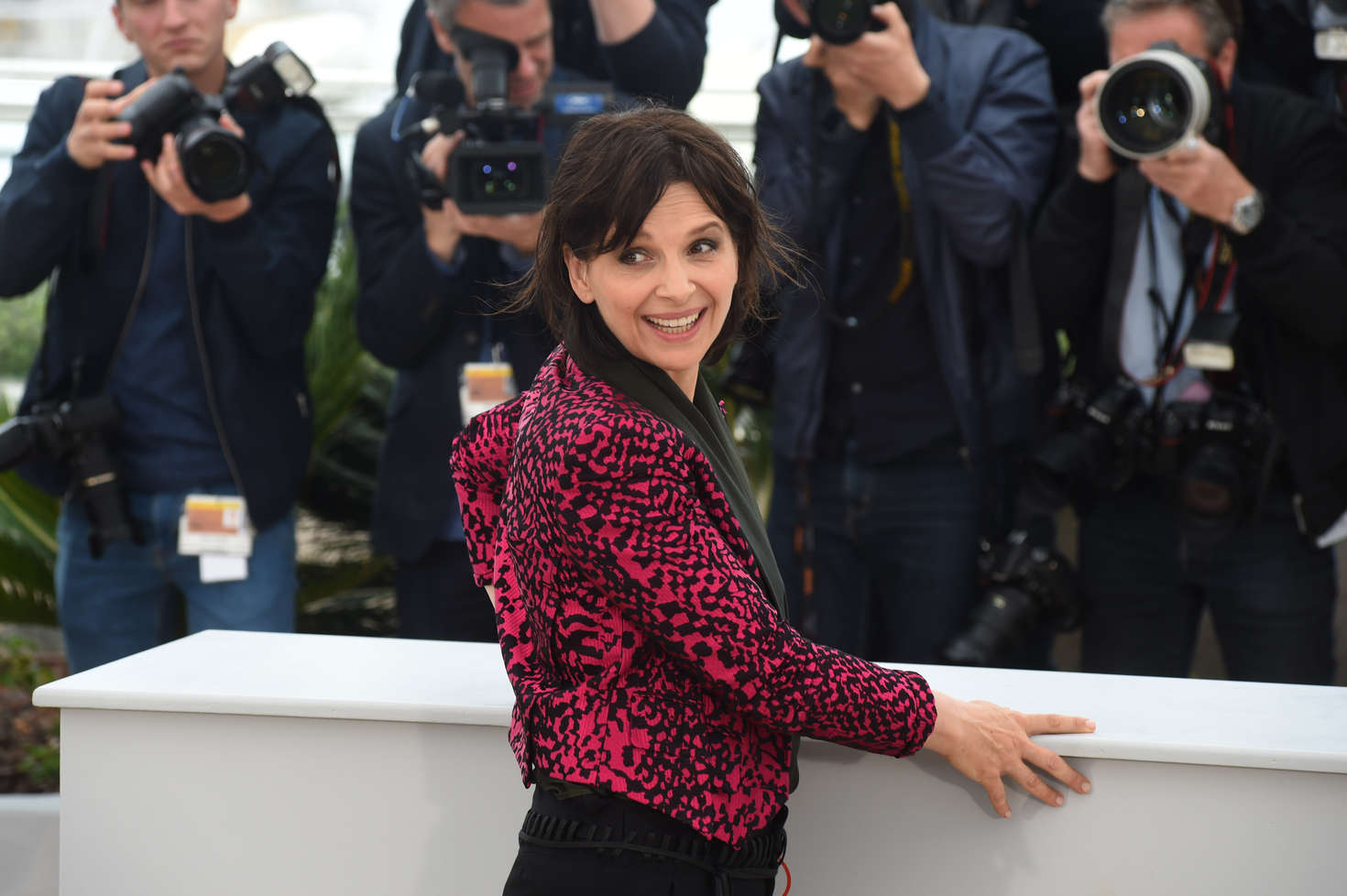 Juliette Binoche 2016 : Juliette Binoche: Slack Bay Photocall at 69th annual Cannes Film Festival -08