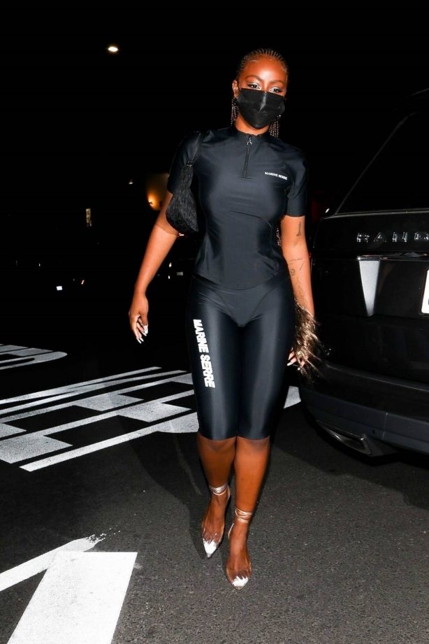 Justine Skye - Spotted at The Nice Guy in West Hollywood