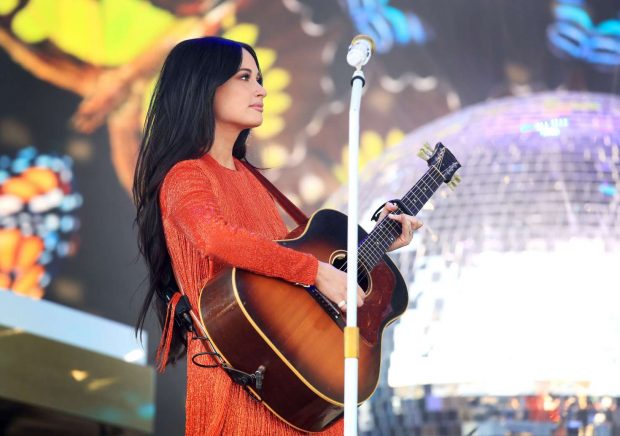 Kacey Musgraves - Performing at Coachella Valley Music and Arts Festival in Indio