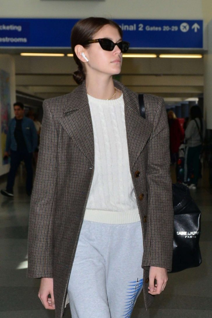 Kaia Gerber - Arrives at LAX Airport in LA