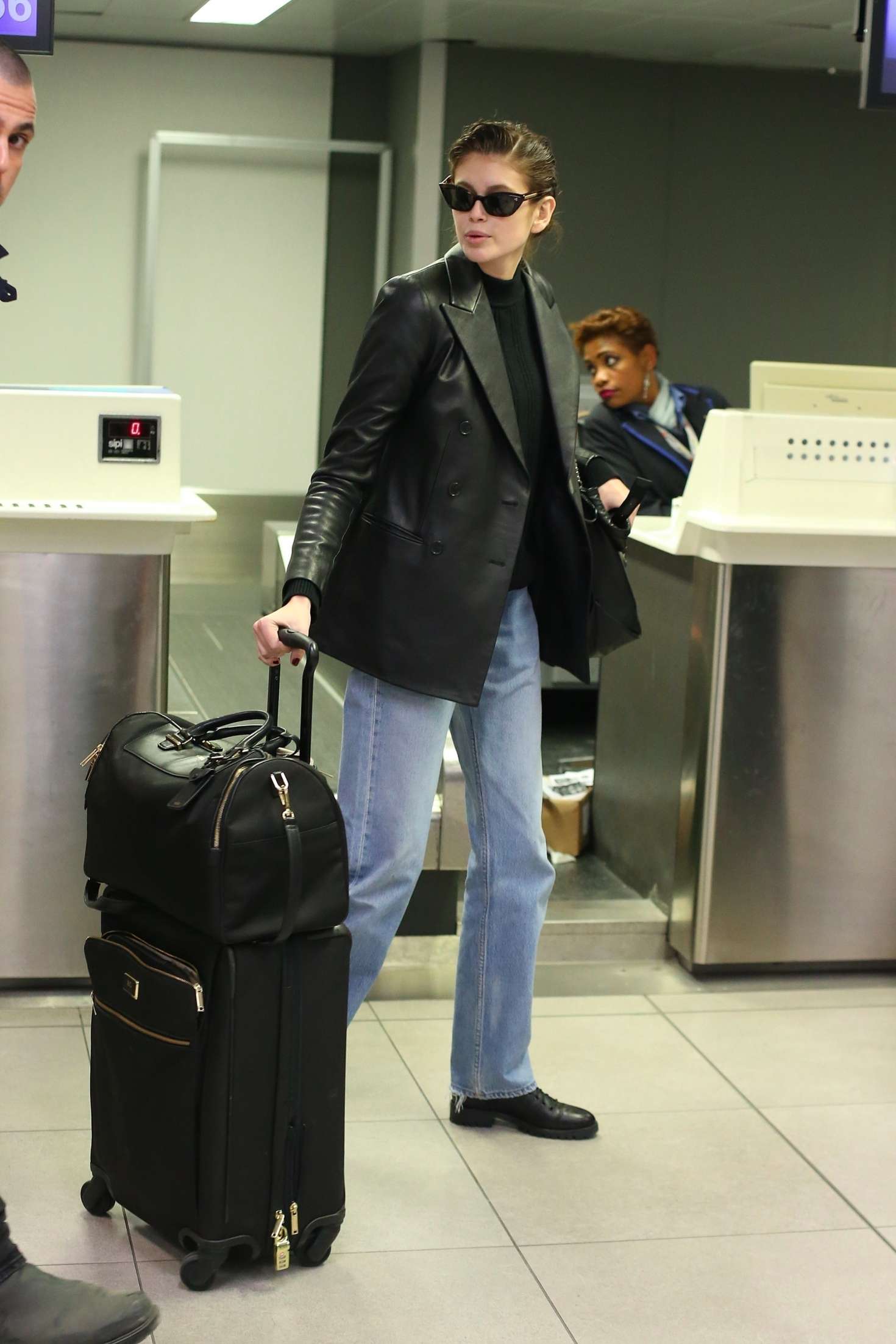 Index of /wp-content/uploads/photos/kaia-gerber/arrives-at-the-airport ...
