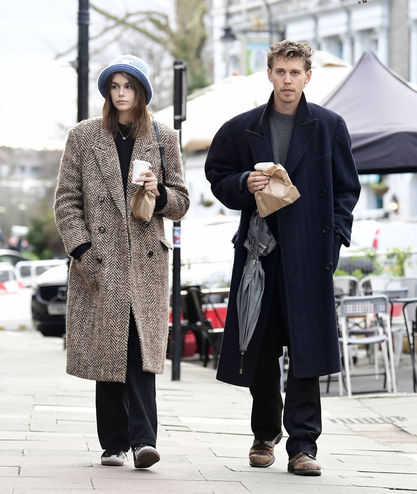 Kaia Gerber 2022 : Kaia Gerber – Grabs a coffee on Valentines day in North London-02