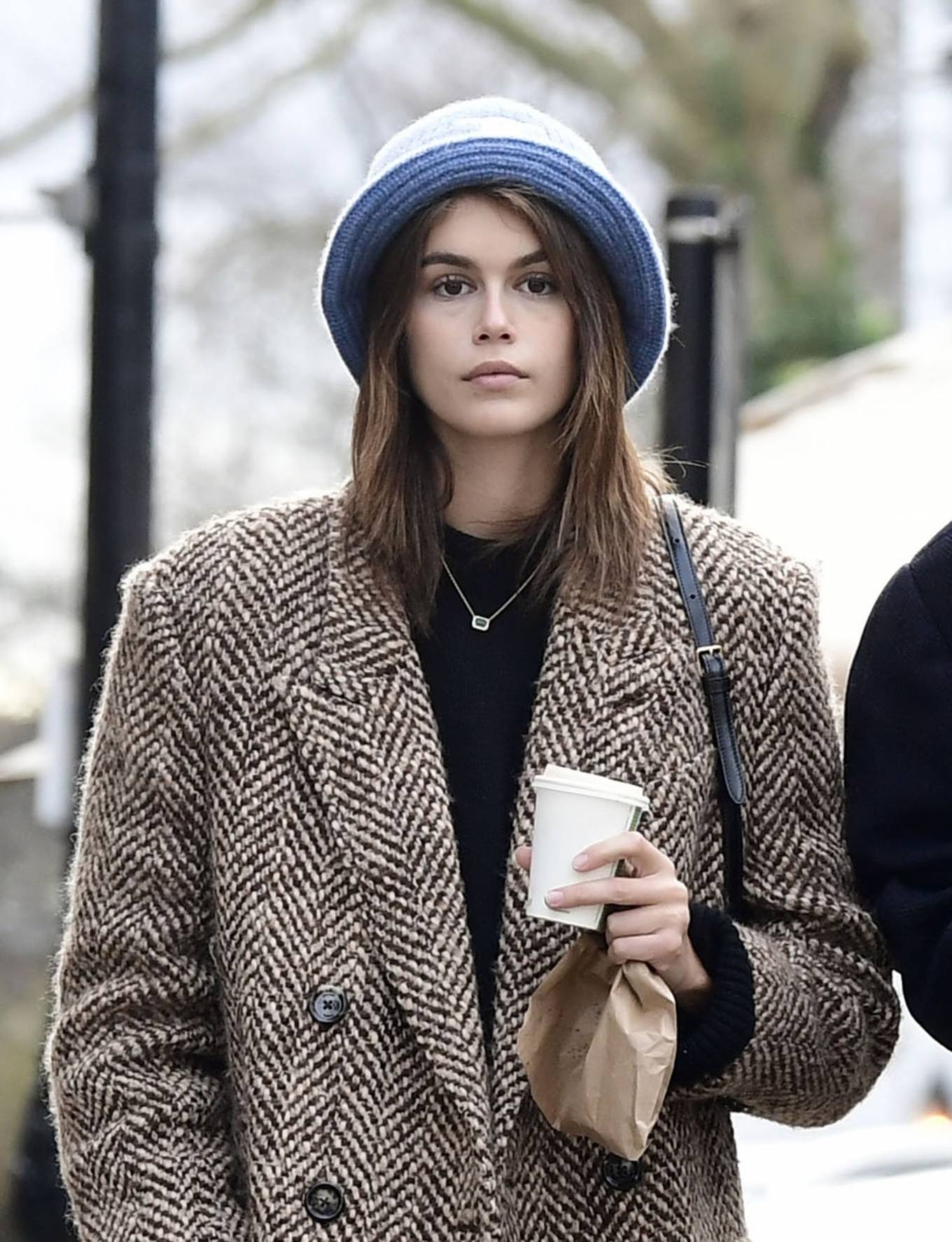Kaia Gerber 2022 : Kaia Gerber – Grabs a coffee on Valentines day in North London-04