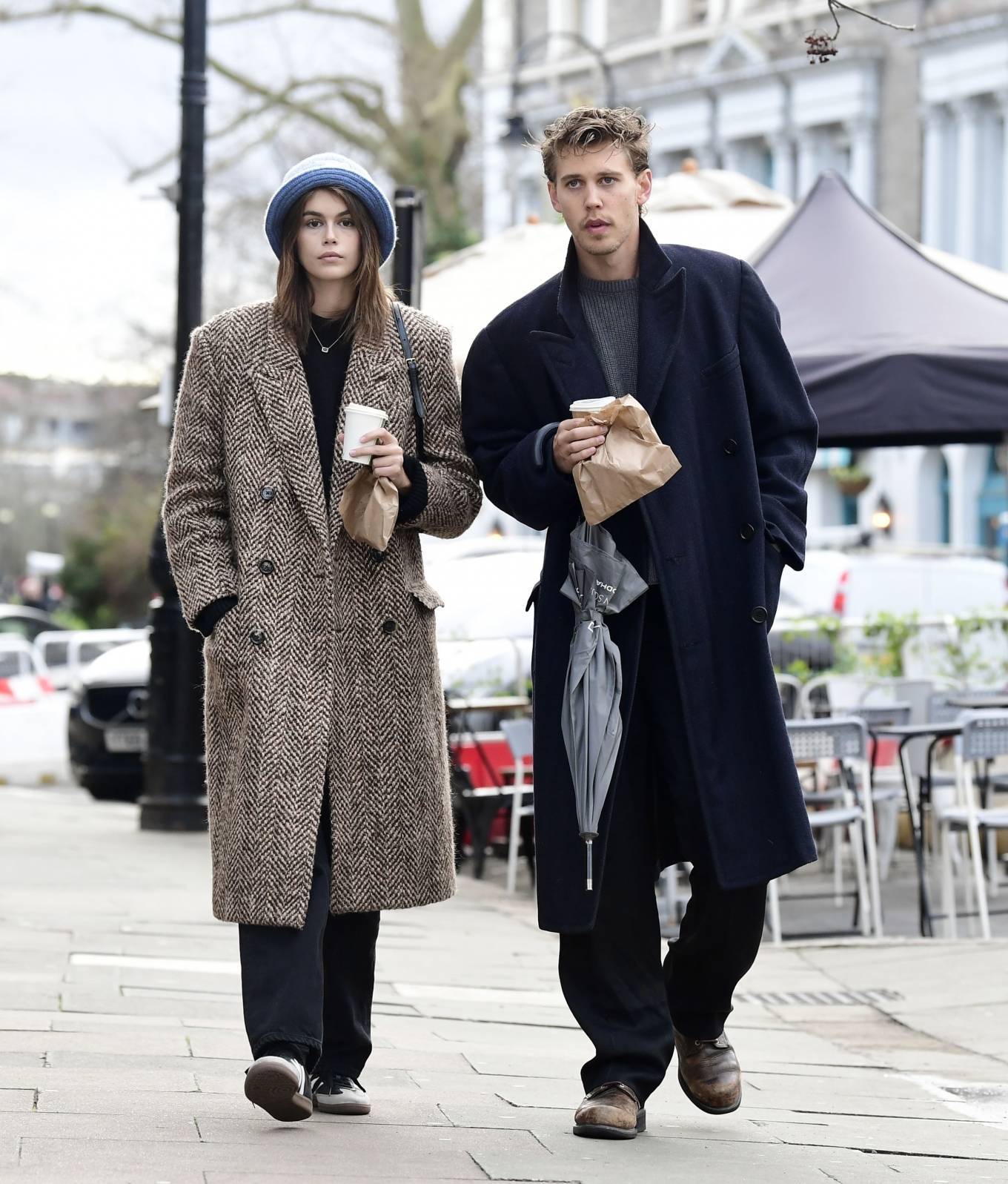 Kaia Gerber 2022 : Kaia Gerber – Grabs a coffee on Valentines day in North London-12