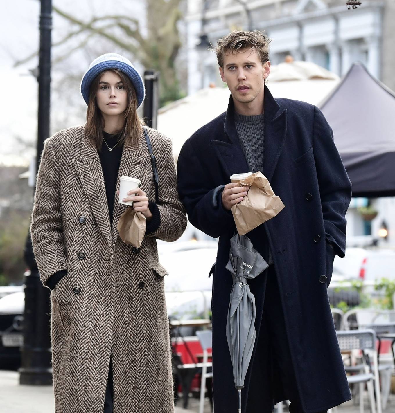 Kaia Gerber 2022 : Kaia Gerber – Grabs a coffee on Valentines day in North London-14