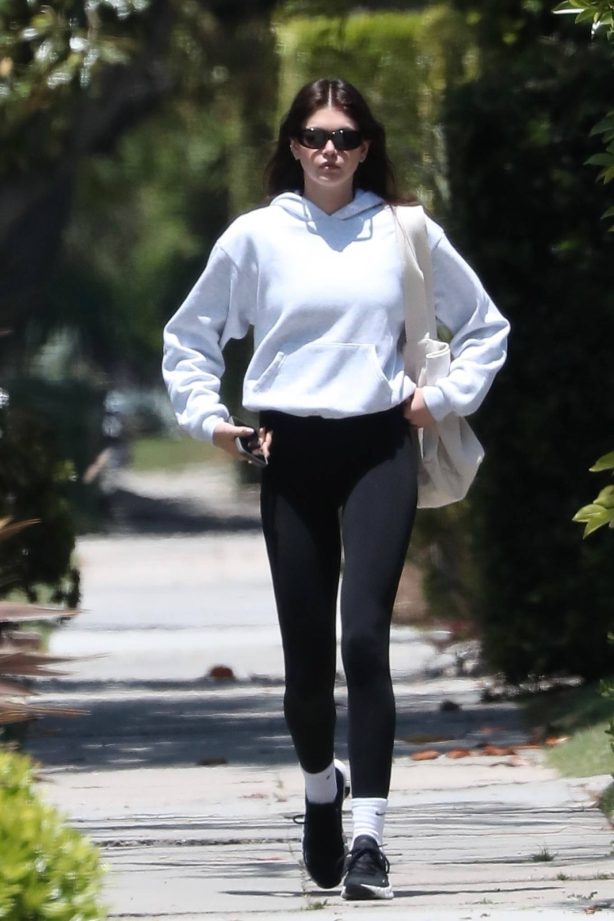 Kaia Gerber - Heading to a friend's house in Los Angeles