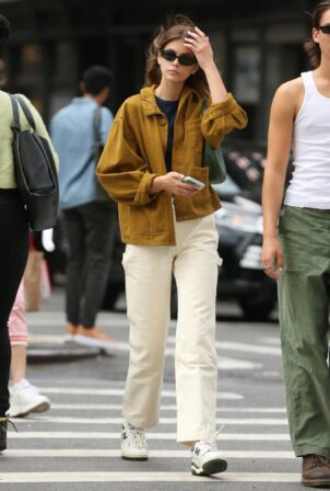 Kaia Gerber - Heads To Lunch With A Male Friend In New York City