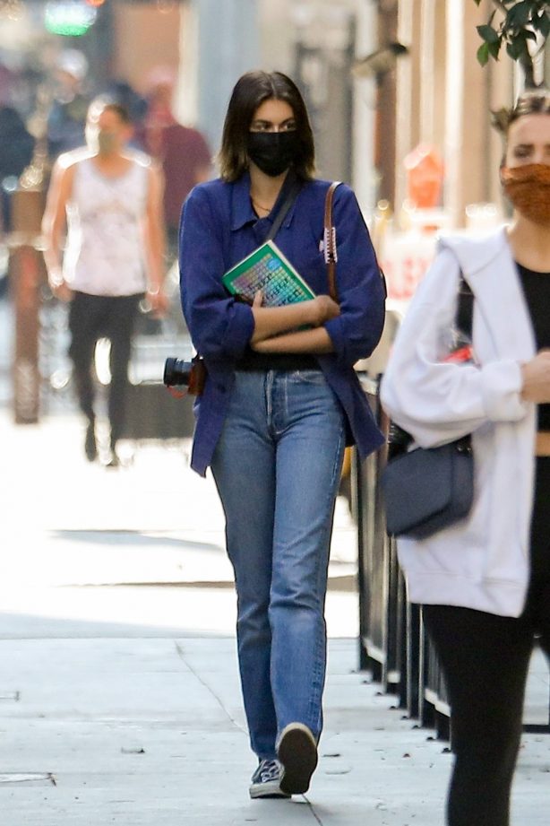 Kaia Gerber - Seen at 'The Last Bookstore' in Los Angeles