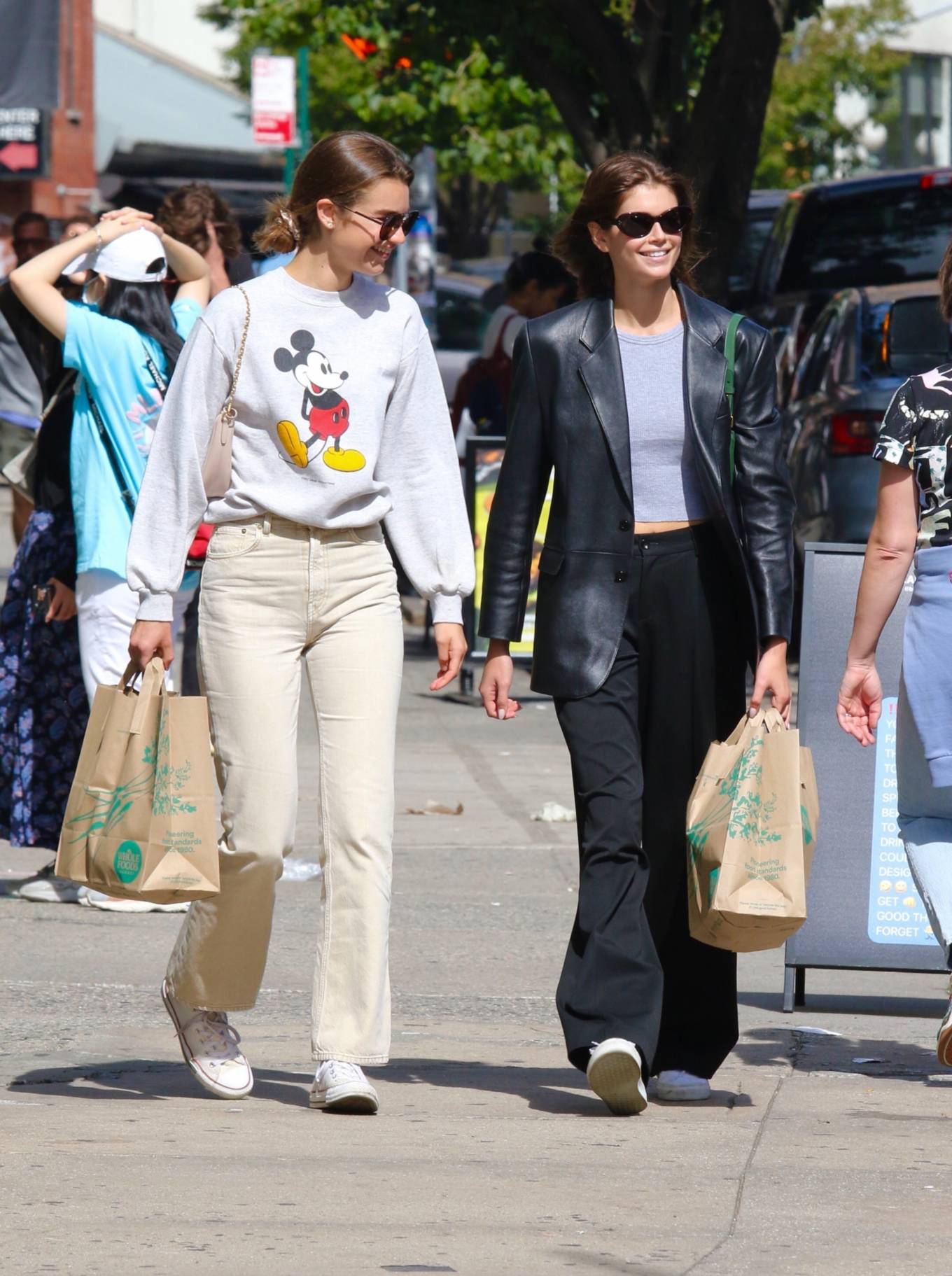 Kaia Gerber 2021 : Kaia Gerber -Shopping at Whole Foods in New York-11