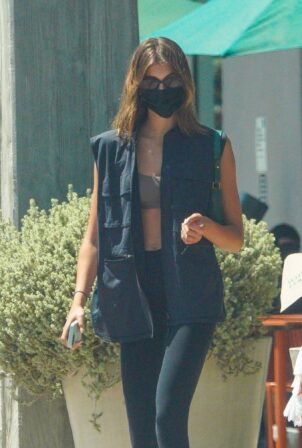 Kaia Gerber - Shopping candids at Whole Foods in Malibu