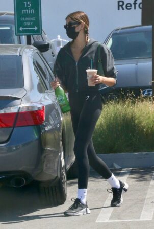 Kaia Gerber - Stops for a cold berry smoothie in Studio City.