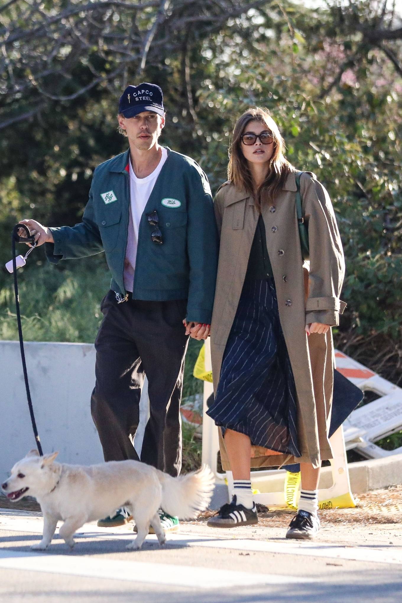 Kaia Gerber - With Austin Butlerin the park with their dog in Silver Lake