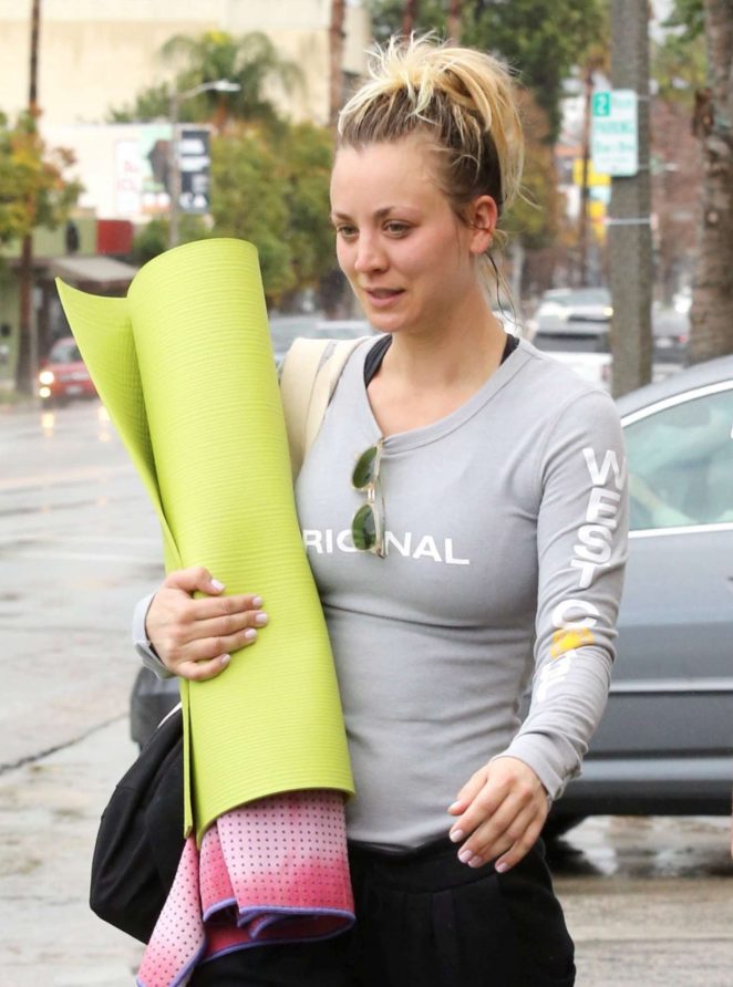 Kaley Cuoco and boyfriend Karl Cook Leaves yoga class together in Studio City