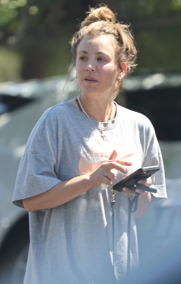 Kaley Cuoco - Leaves her workout session in Agoura Hills