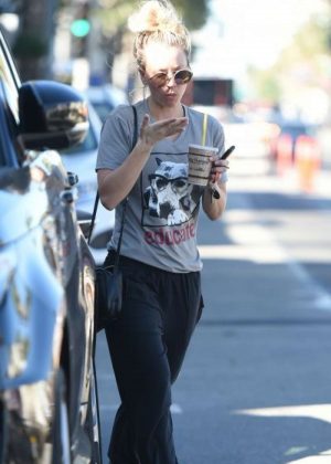 Kaley Cuoco out in Los Angeles