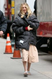 Kaley Cuoco - Walking to the set of 'The Flight Attendant' in New York