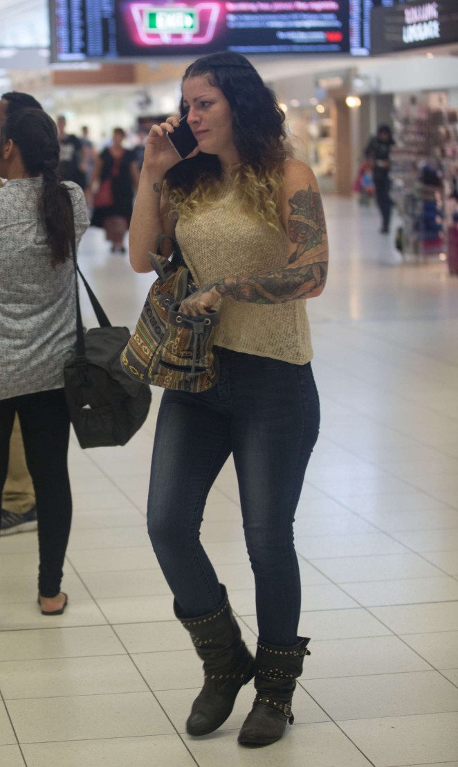 Karise Eden in Jeans at Airport in Sydney