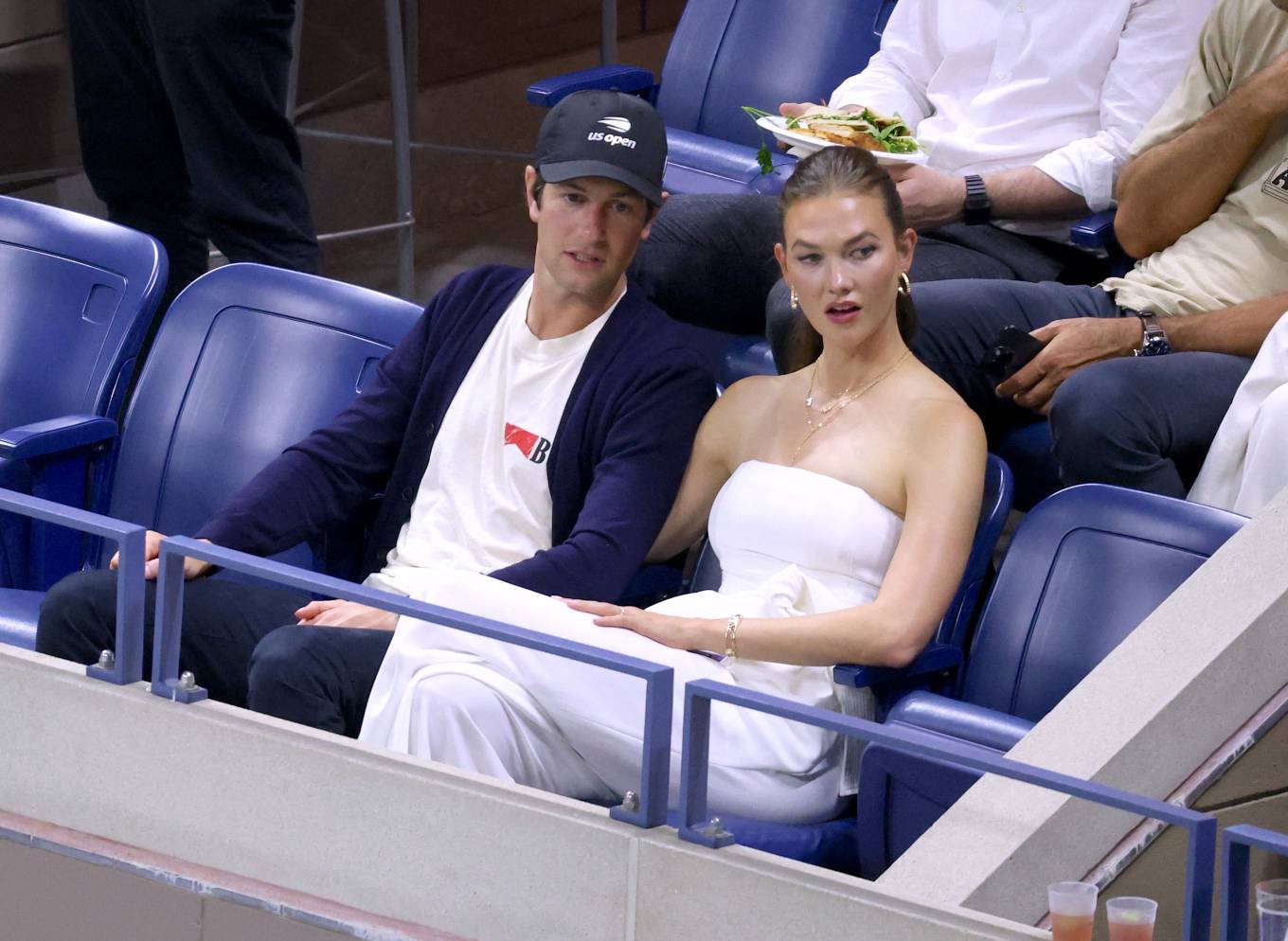 Karlie Kloss 2023 : Karlie Kloss – Along with her husband Joshua Kushner attends The US Open in New York-09