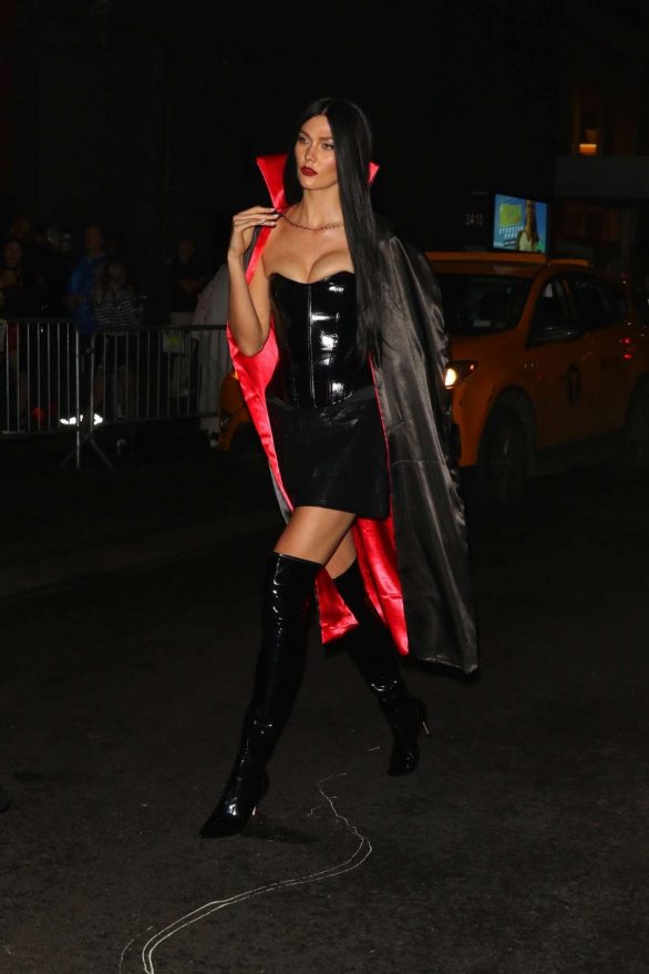 Karlie Kloss - Arrives at Heidi Klum’s Halloween Party in New York