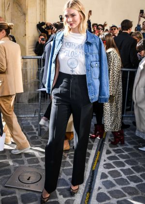 Karlie Kloss  - Christian Dior Fashion Show in Paris