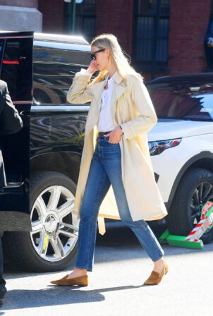 Karlie Kloss - Heads out in New York