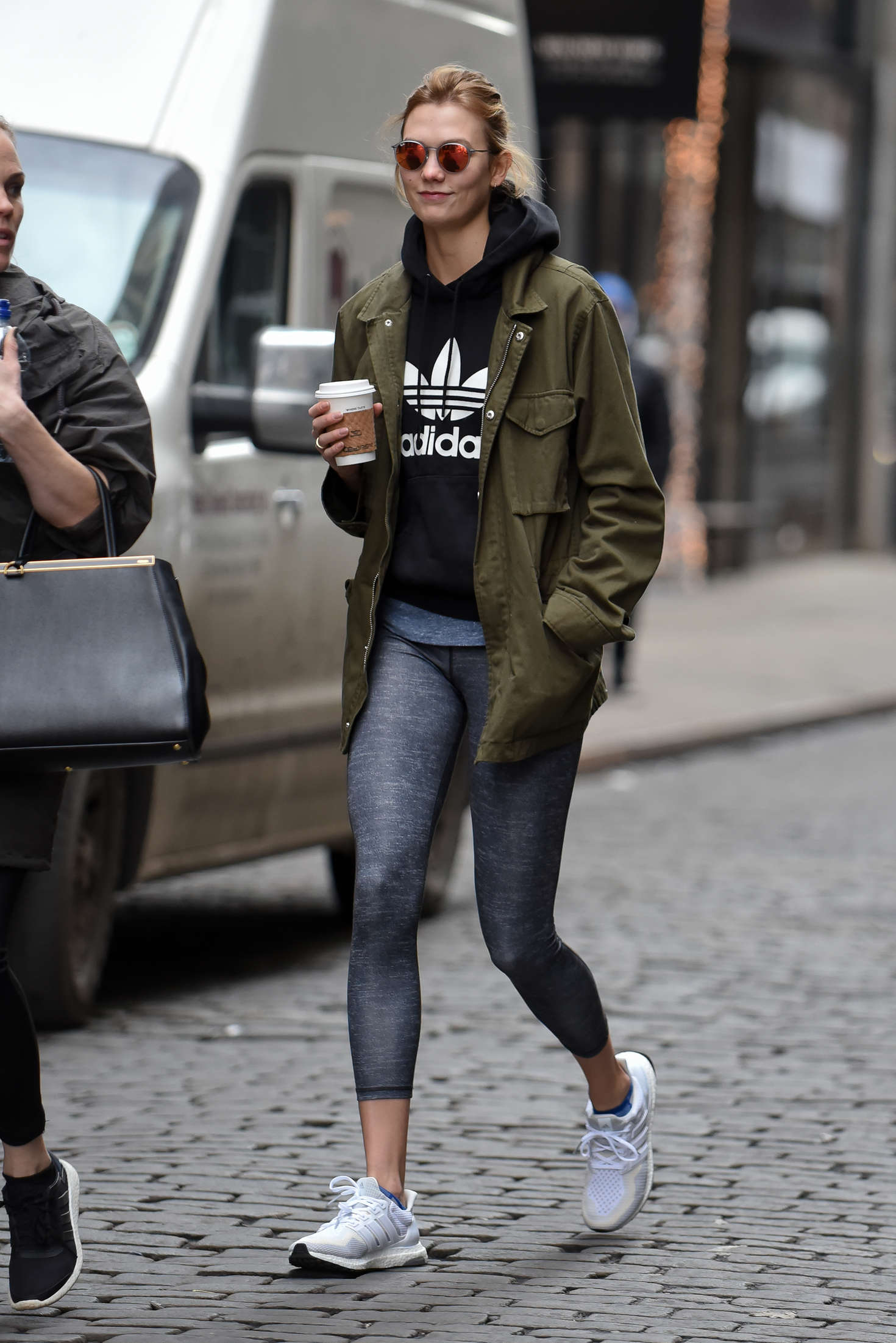 Karlie Kloss in Jeans -12 | GotCeleb