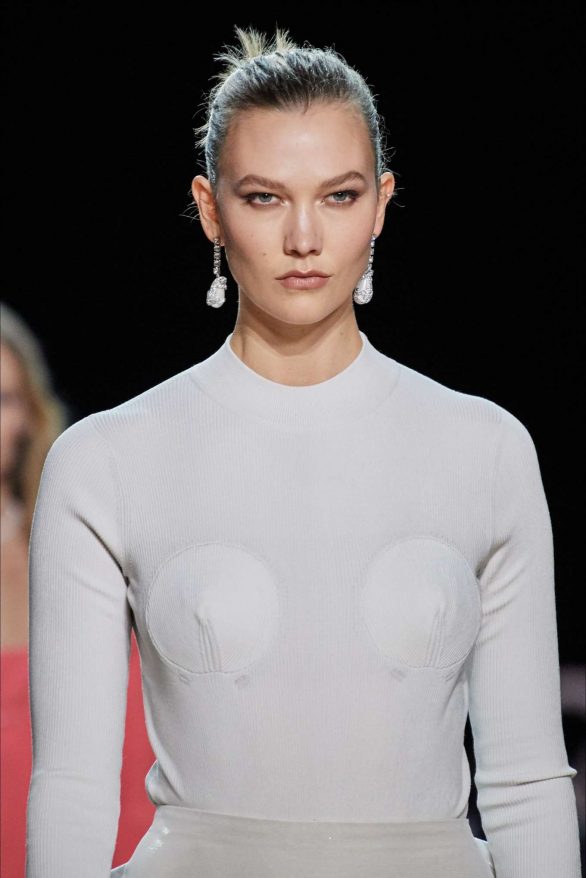 Karlie Kloss - Marc Jacobs Fall 2020 Runway Show at New York Fashion Week
