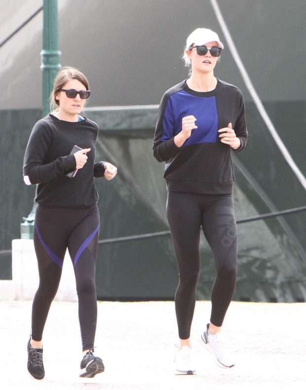 Karlie Kloss - Out for a run in Venice