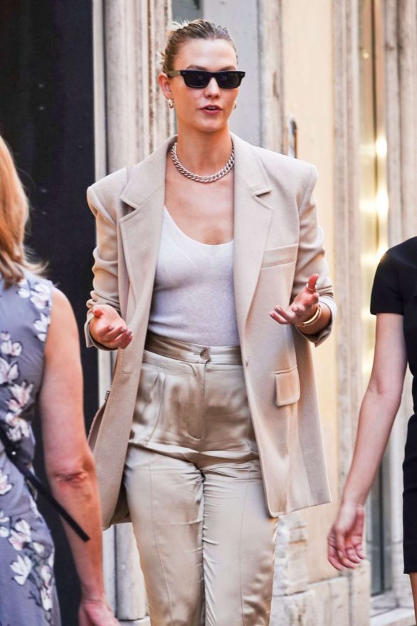 Karlie Kloss - Out in Rome