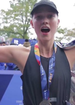 Karlie Kloss running the New York Marathon in NYC