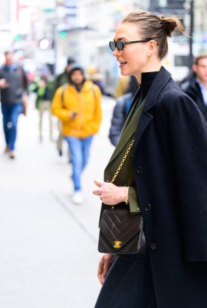 Karlie Kloss - Seen while out in New York