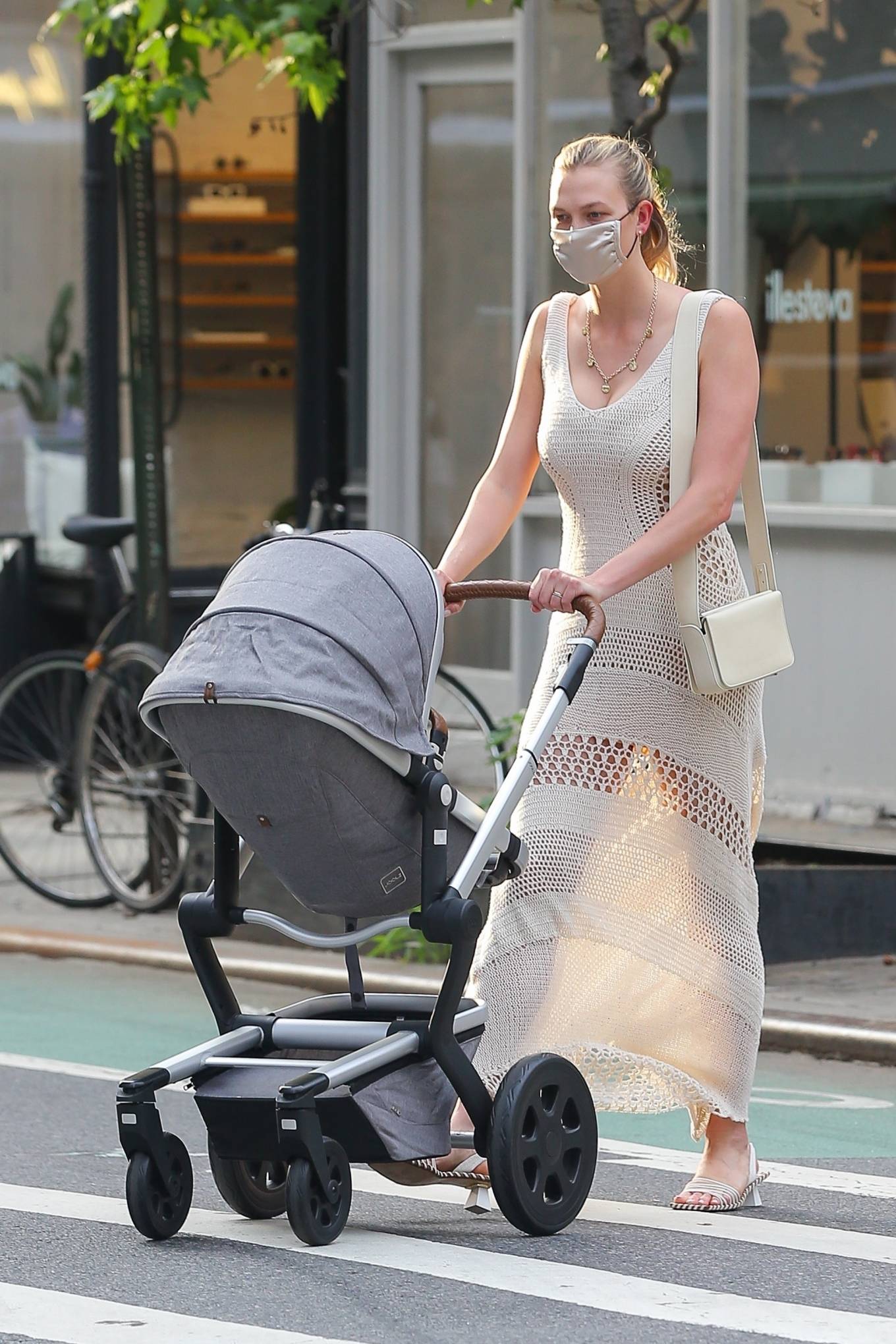 Karlie Kloss 2021 : Karlie Kloss – stroll with her baby Levi in New York-15