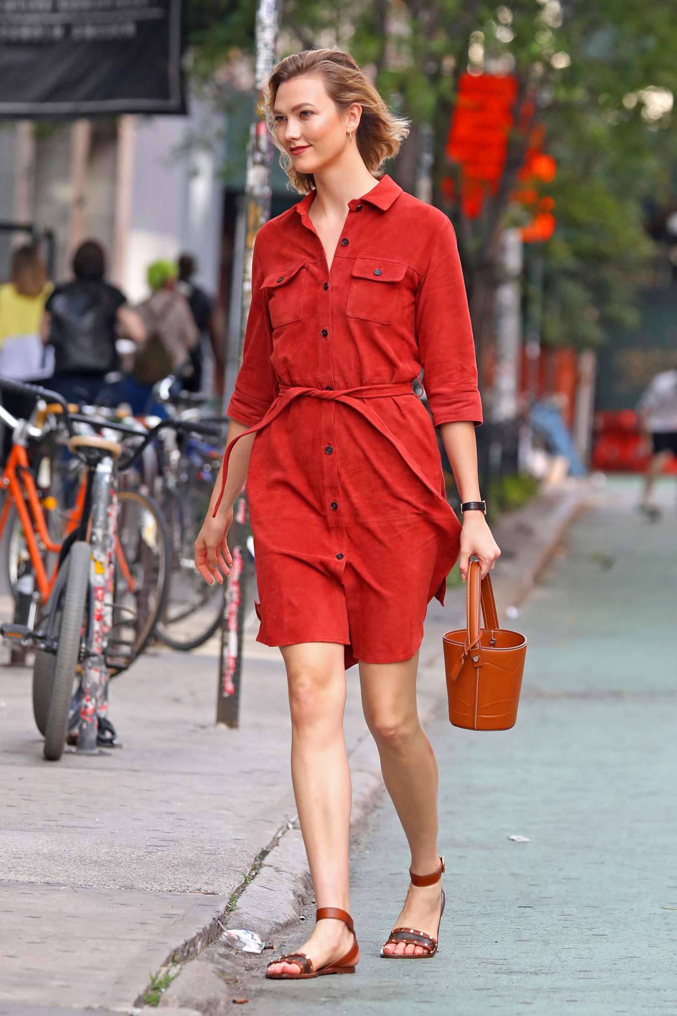 Karlie Kloss Wearing A Red Dress 23 Gotceleb