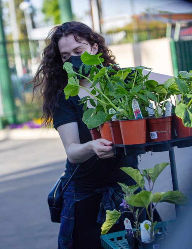 Kat Dennings - buy some plants in Studio City