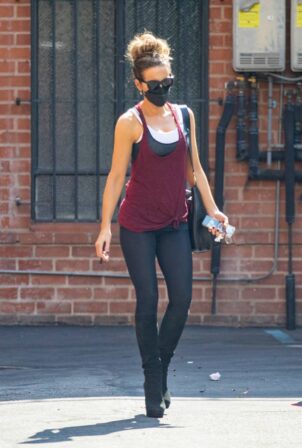 Kate Beckinsale - Running errands in Beverly Hills