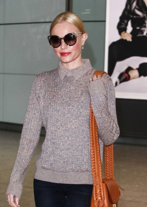 Kate Bosworth - Arrives at Heathrow Airport in London