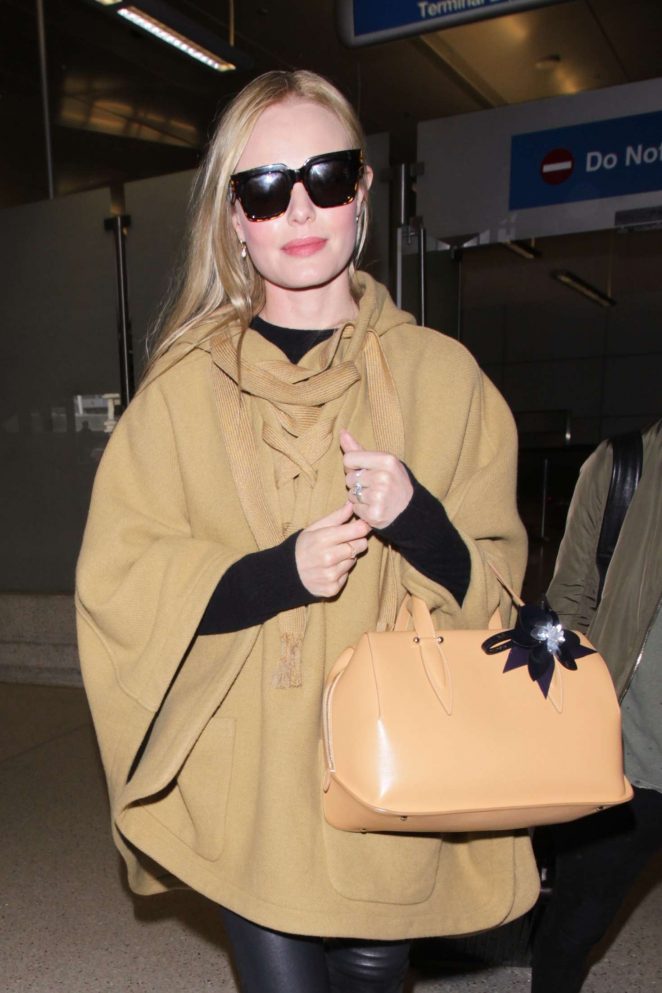 Kate Bosworth at Los Angeles International Airport
