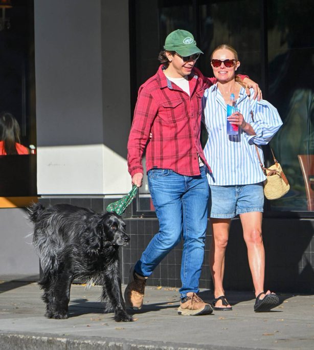 Kate Bosworth - With husband Justin Long heading to lunch in Pasadena